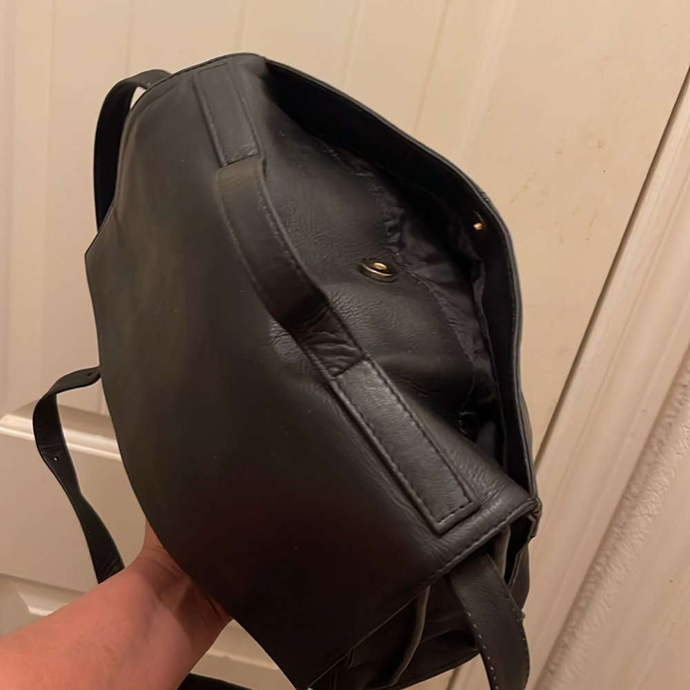 ❤️Sold❤️Hobo please check all picture of condition - Picture 10 of 17